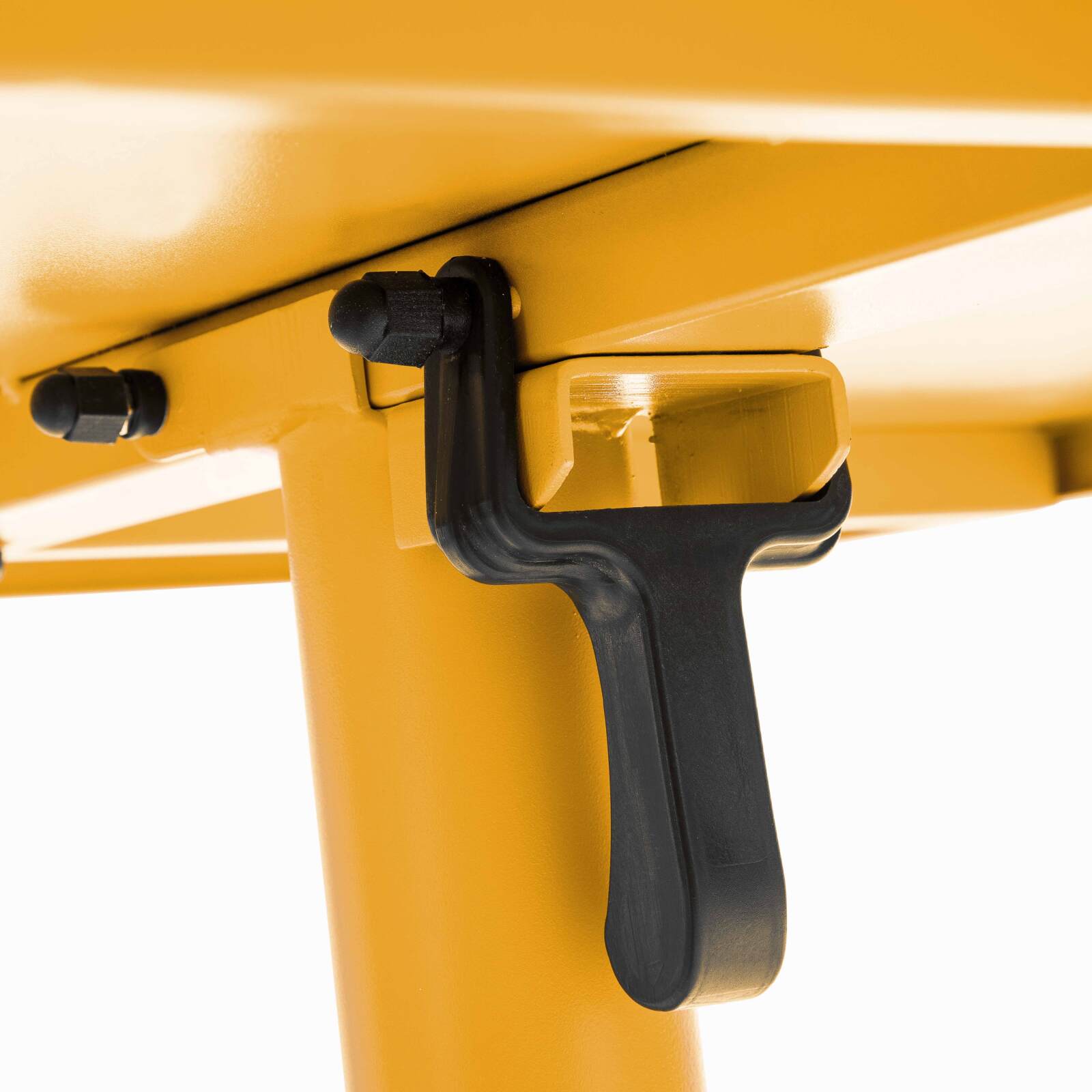 Tavolo da giardino quadrato da bistrot pieghevole 70 x 70 cm e 4 sedie con braccioli in metallo