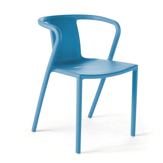 Poltrona da giardino di design in plastica