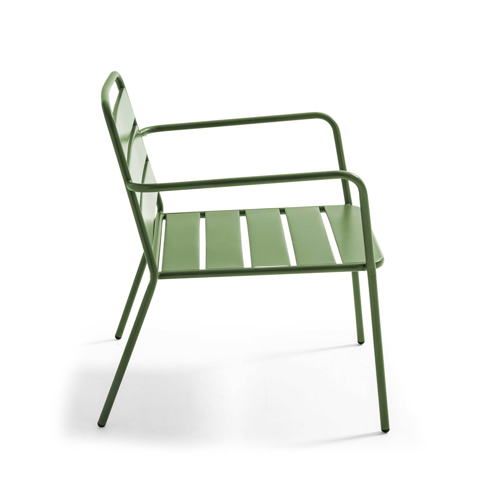 Poltrona da giardino bassa in metallo