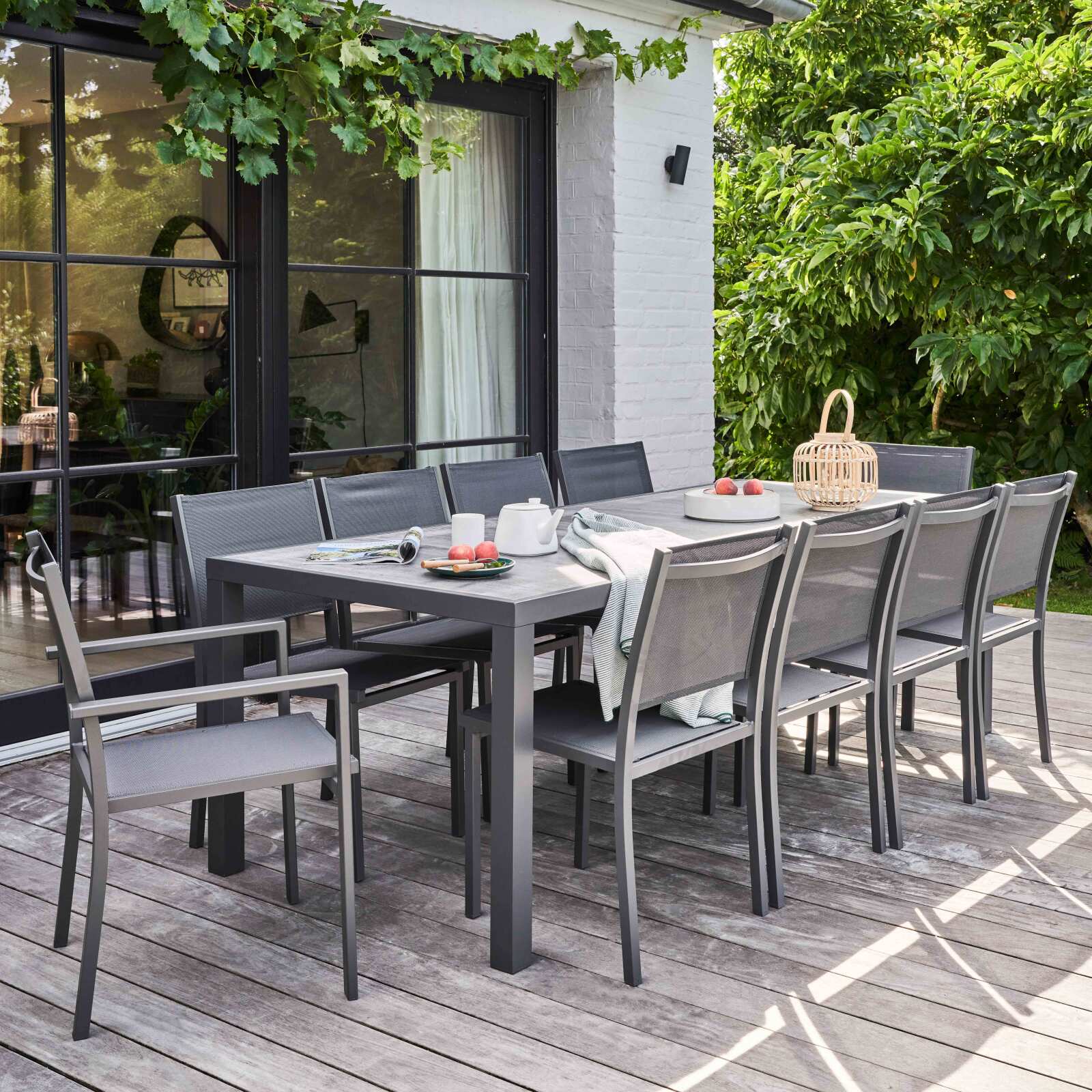 Tavolo da giardino con piano in ceramica effetto cemento (185 x 95 x 74 cm)