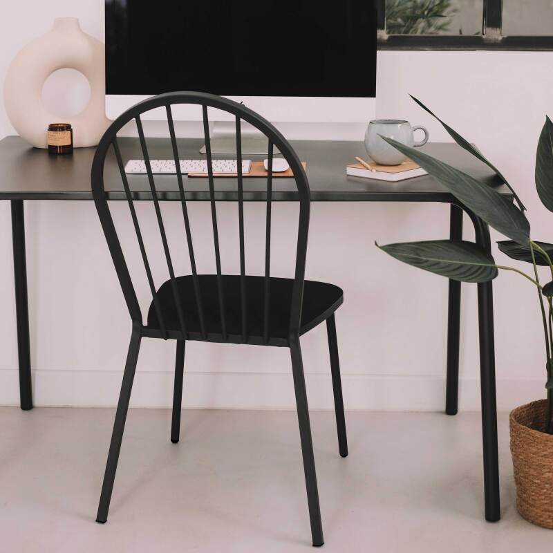 Sedia in metallo traforato