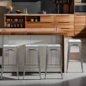 Set di 4 sgabelli da bar opachi e legno (43 x 43 x 76 cm) - Lifestyle