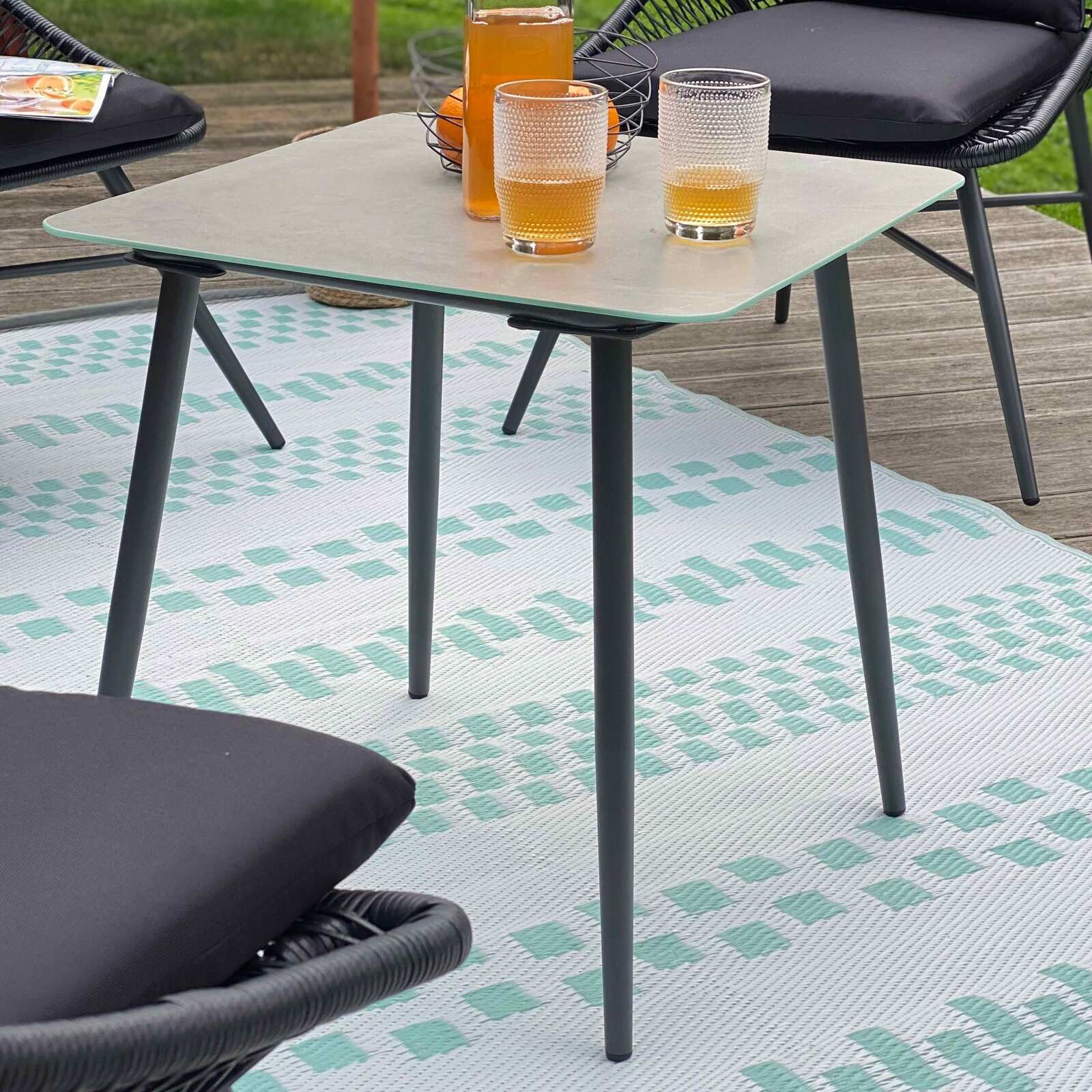 Tavolini quadrati impilabili Tavolini quadrati impilabili