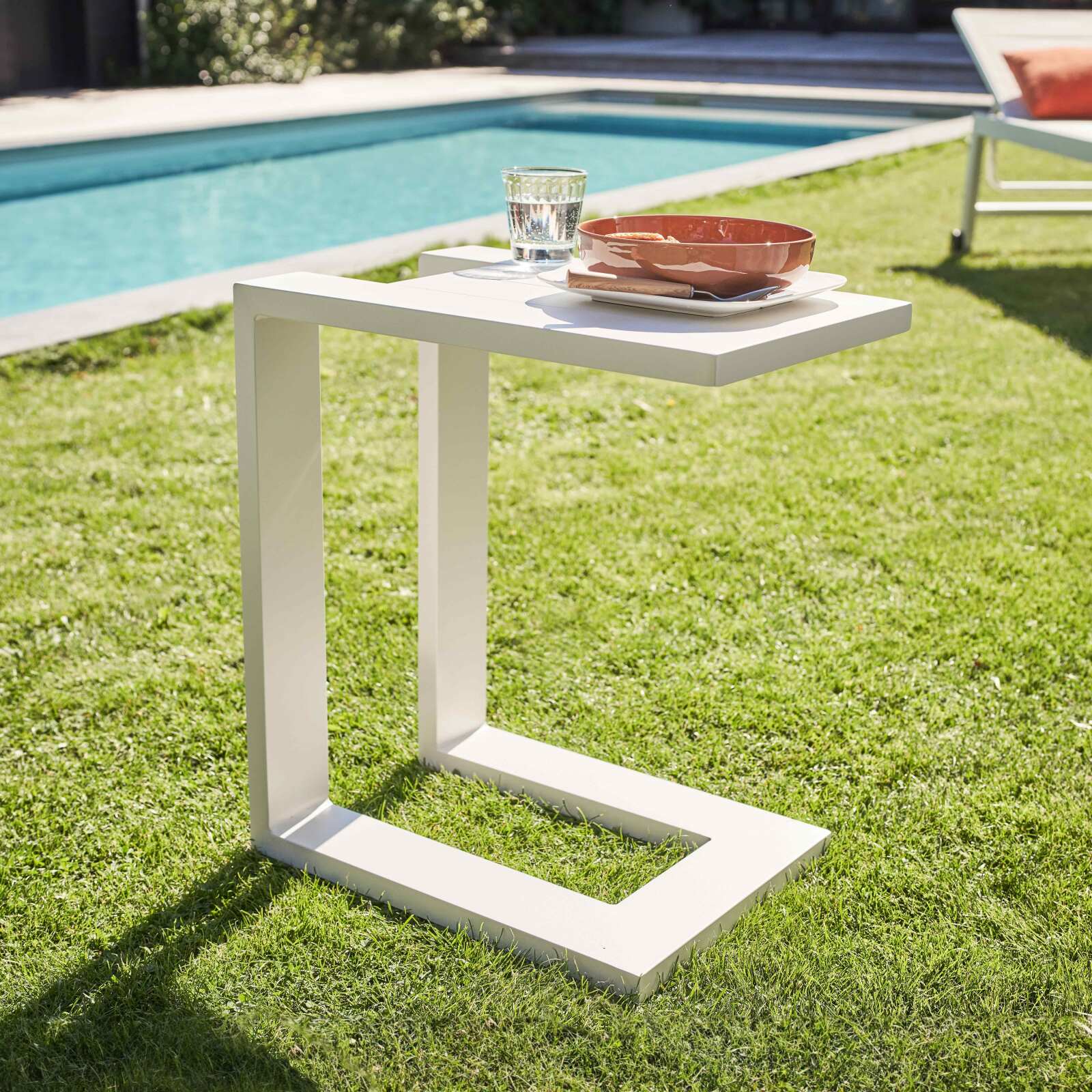 Mensola per lettino prendisole in alluminio Mensola per lettino prendisole in alluminio