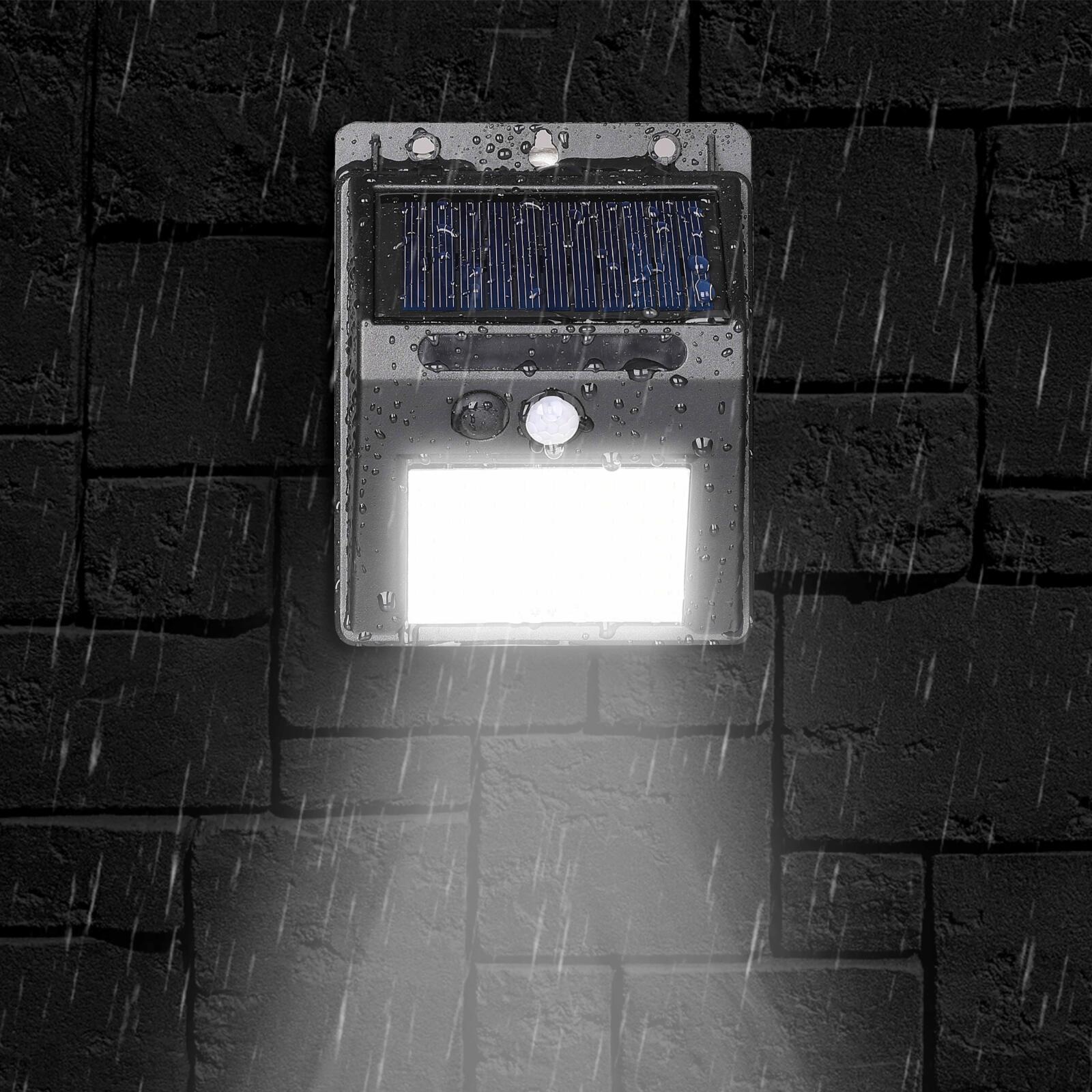 Confezione da 4, 8 o 12 luci LED a parete ad energia solare con rilevatore di movimento