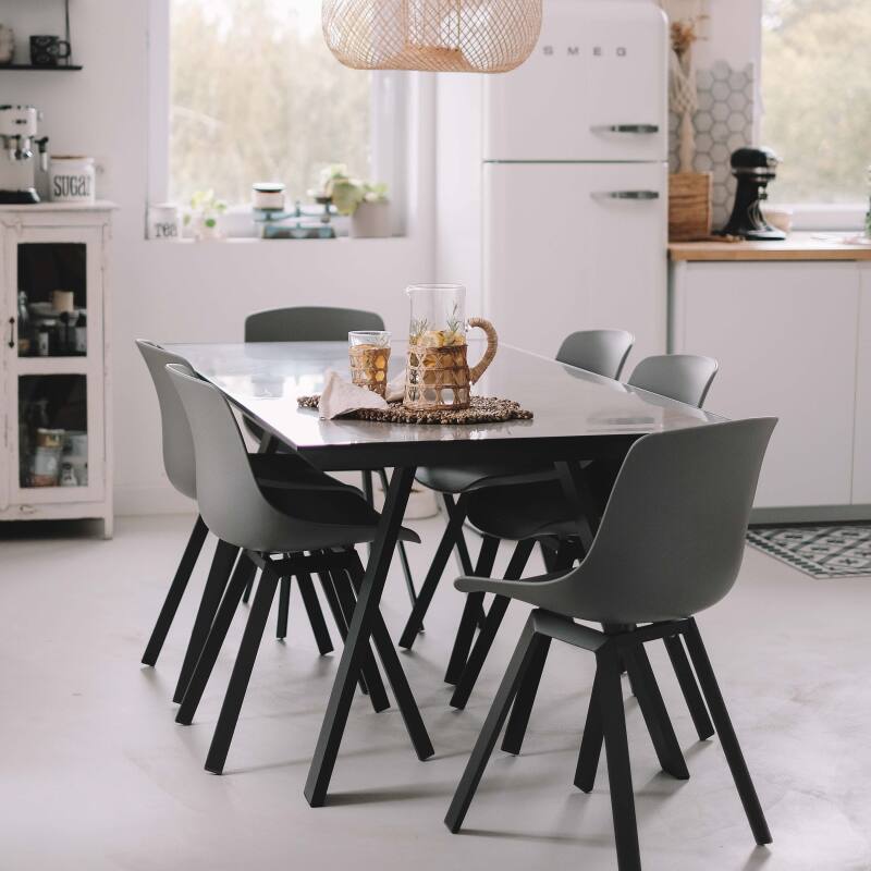 Set di 4 sedie scandinave