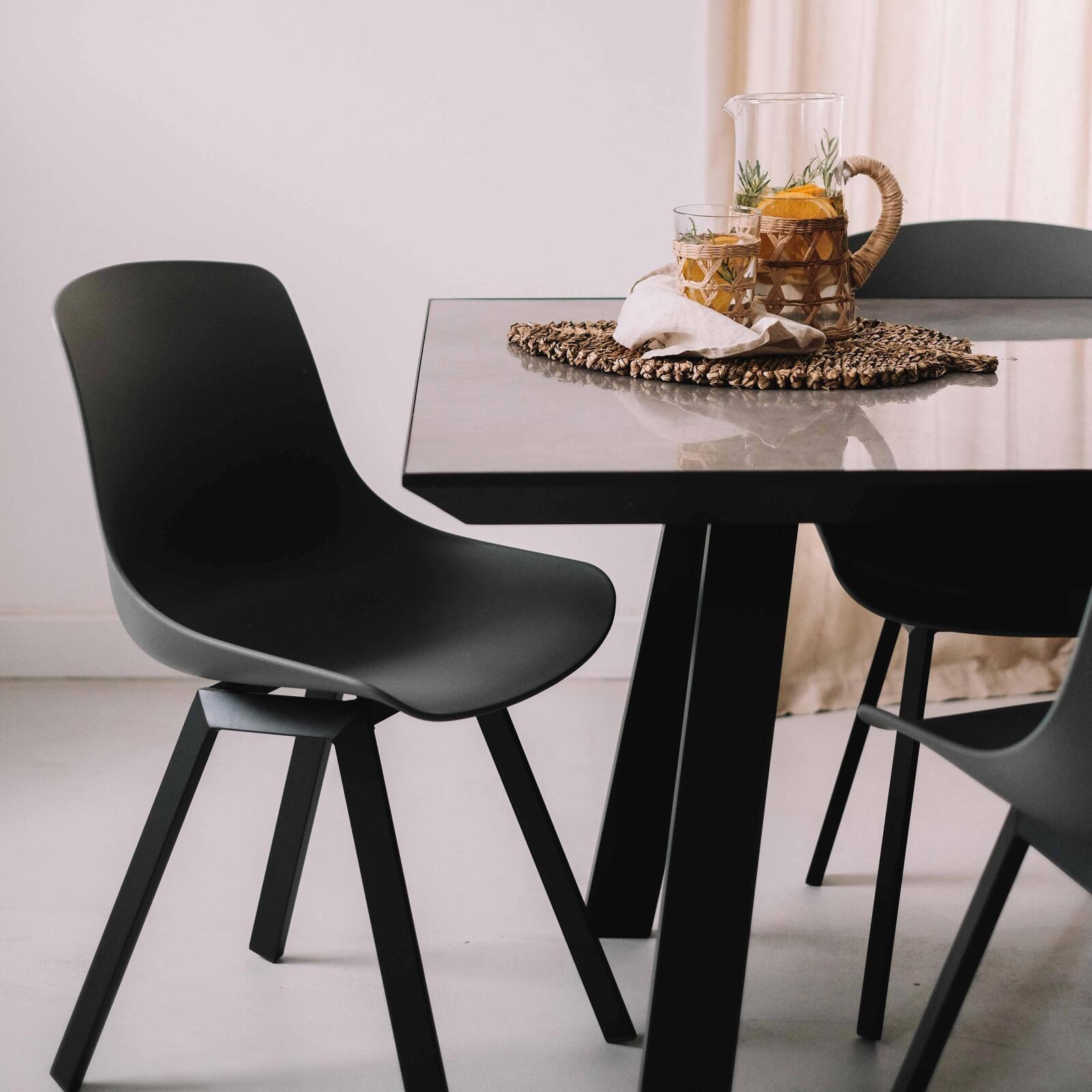 Set di 4 sedie scandinave