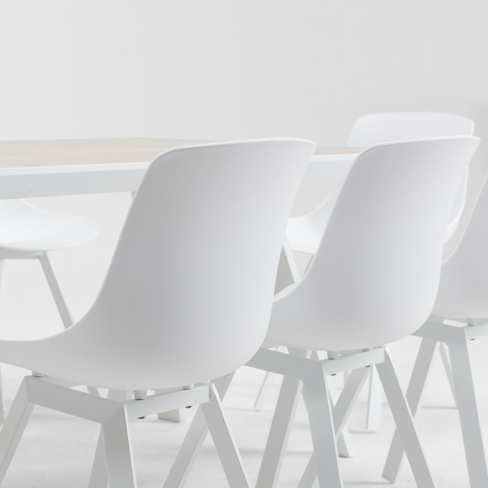 Set di 4 sedie scandinave