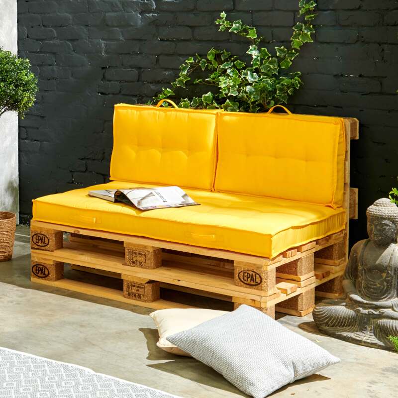 Set divani in pallet + cuscini da giardino