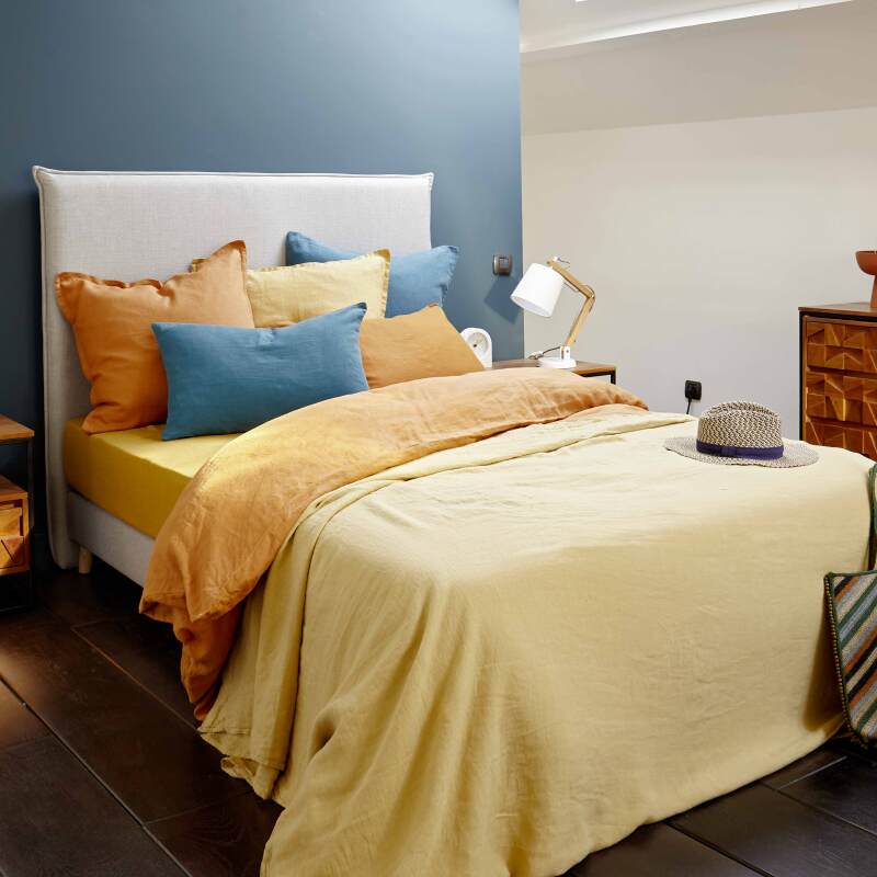 Testiera del letto in tessuto Maja