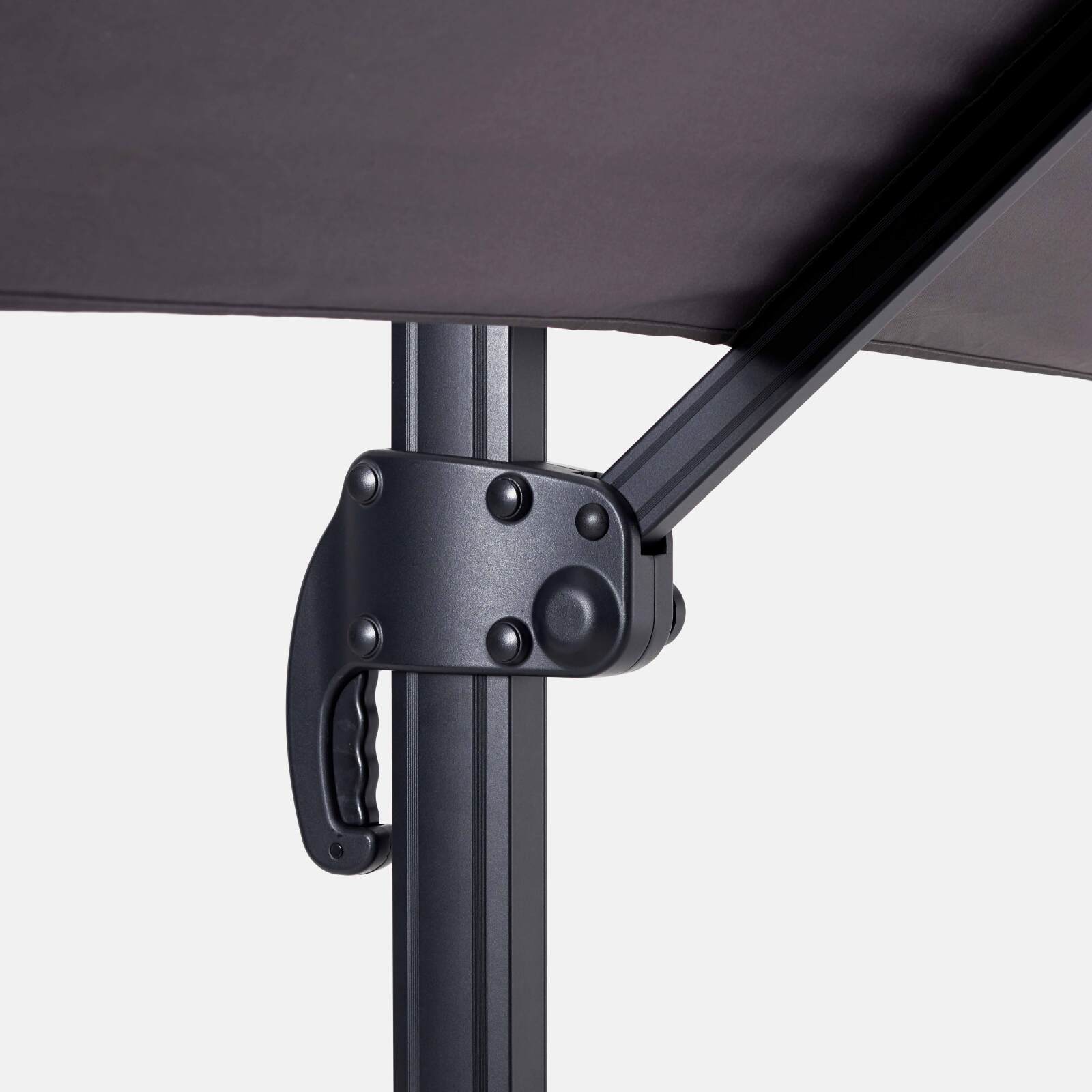 Ombrellone a braccio rettangolari girevole 360° (2 x 3 m) + tegola zavorrata da 100 L su ruote