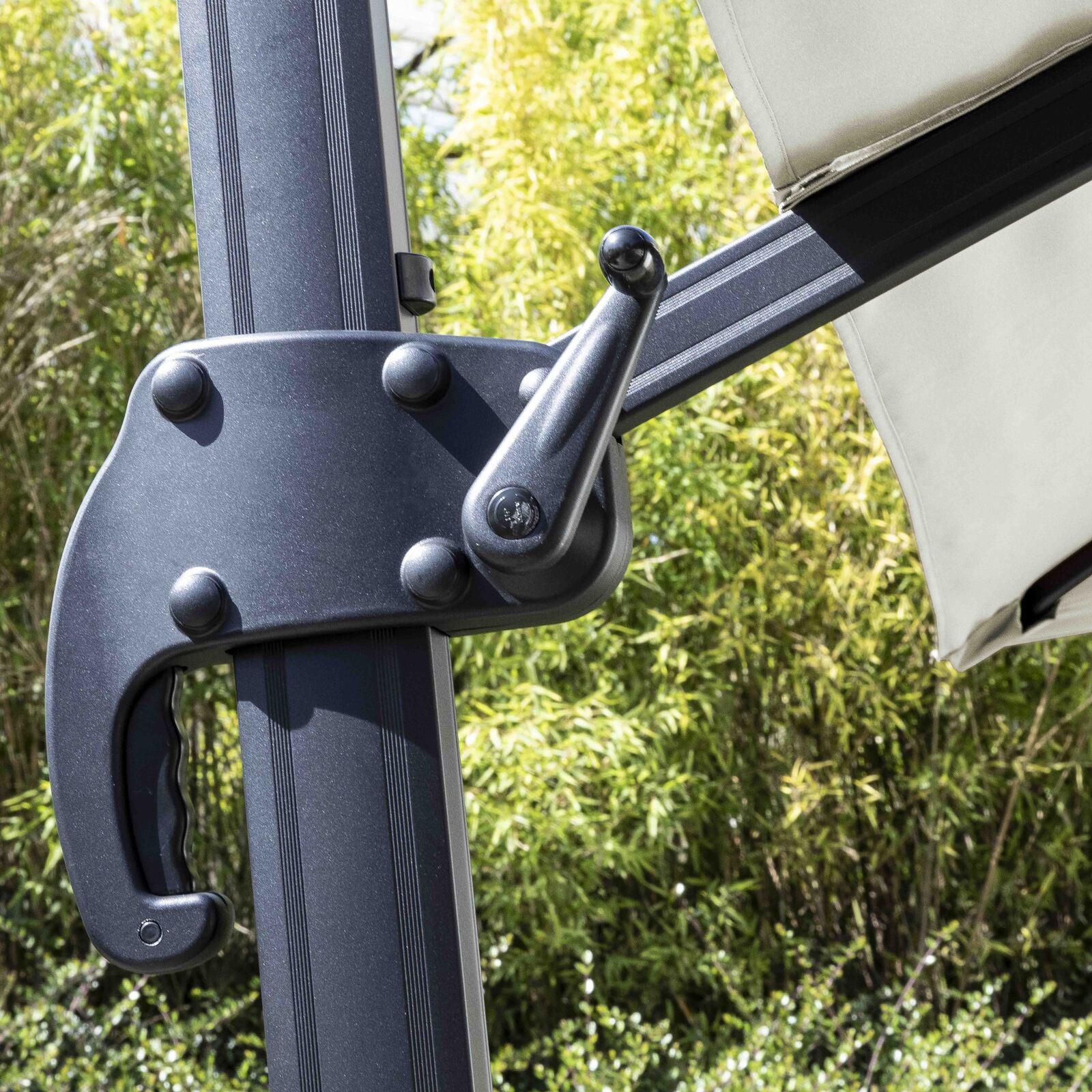 Ombrellone a braccio quadrato (3 x 3 m) con rotazione a 360° + 4 lastre zavorrate