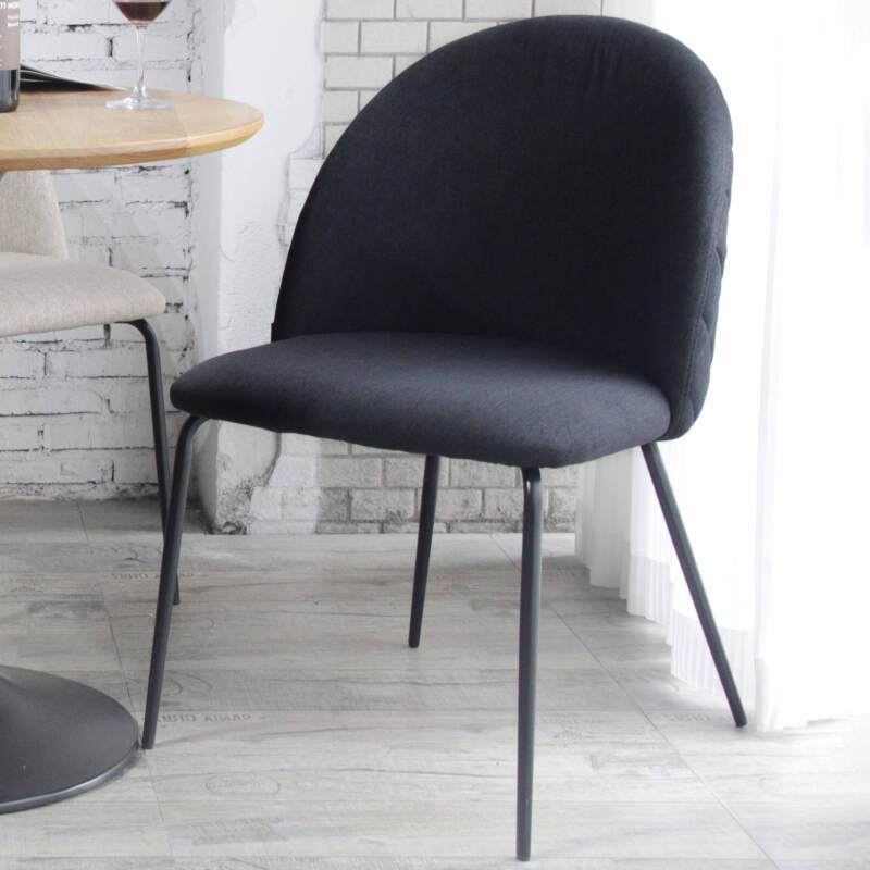 Set di 4 sedie in tessuto FSC® e legno