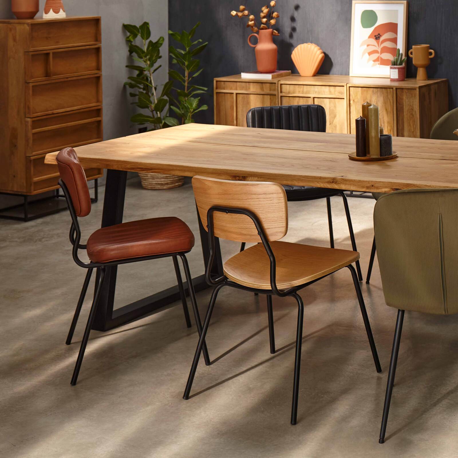 Set di 2 sedie vintage in legno FSC® Set di 2 sedie vintage in legno FSC®