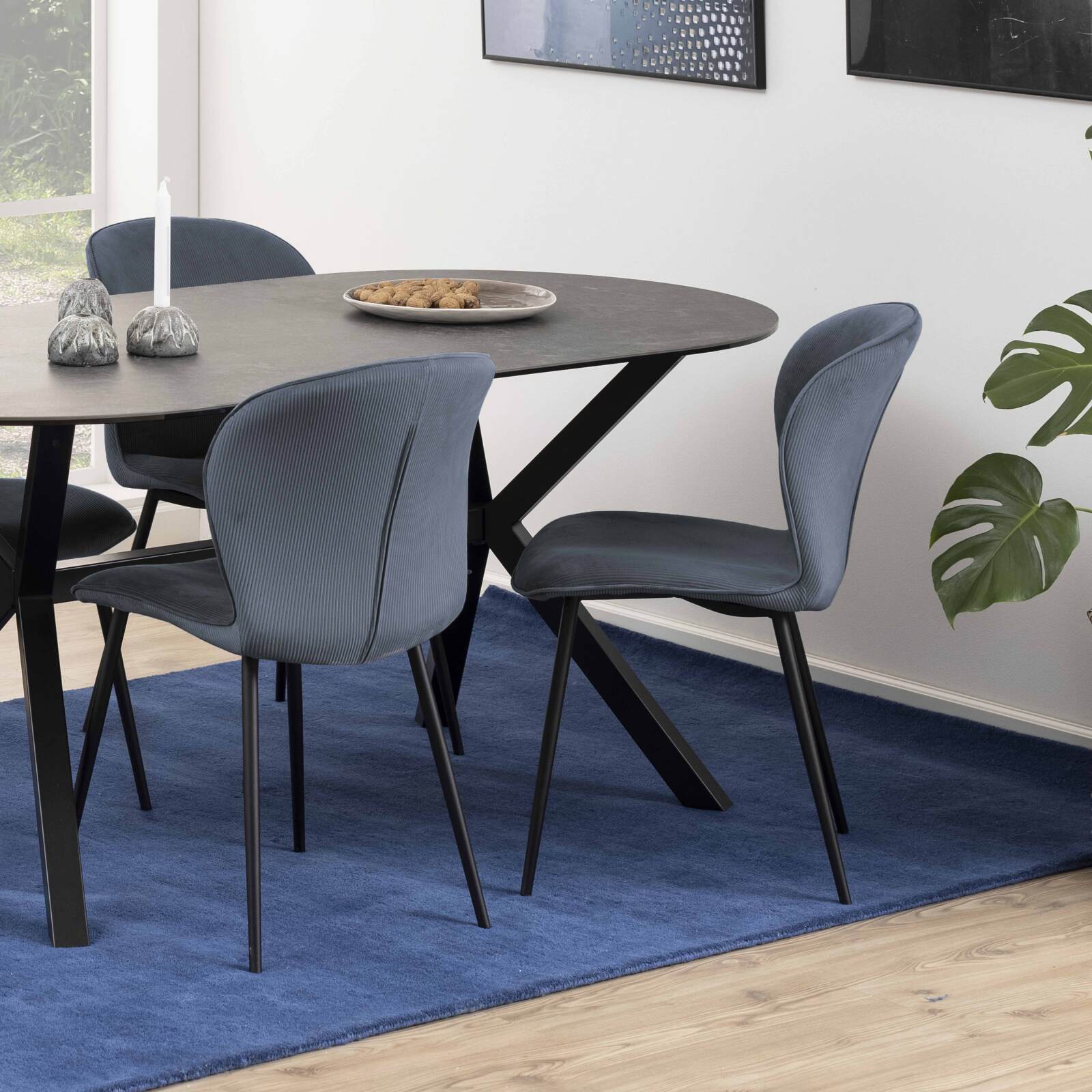 Set di 2 sedie in velluto a coste Set di 2 sedie in velluto a coste