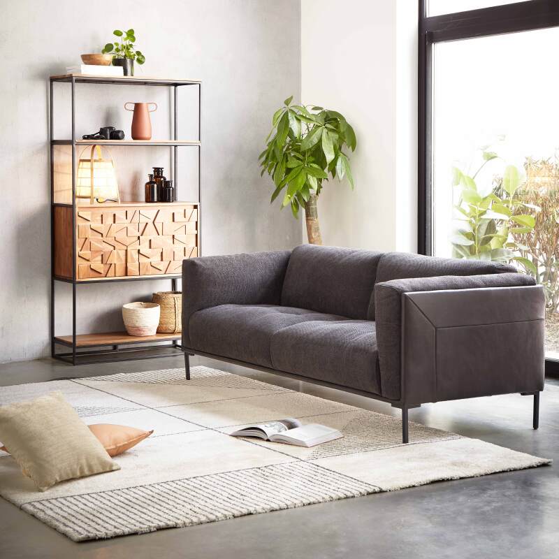 Tappeto rettangolare dal disegno lineare a pelo corto