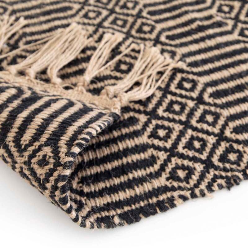 Tappeto rettangolare con frange in juta naturale, tessuto a mano a pelo corto