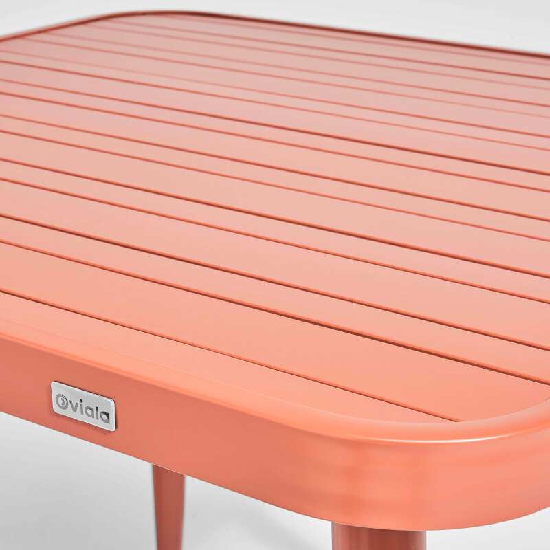 Table de jardin rectangulaire 150 x 75 cm avec 4 chaises avec accoudoirs en aluminium et bois