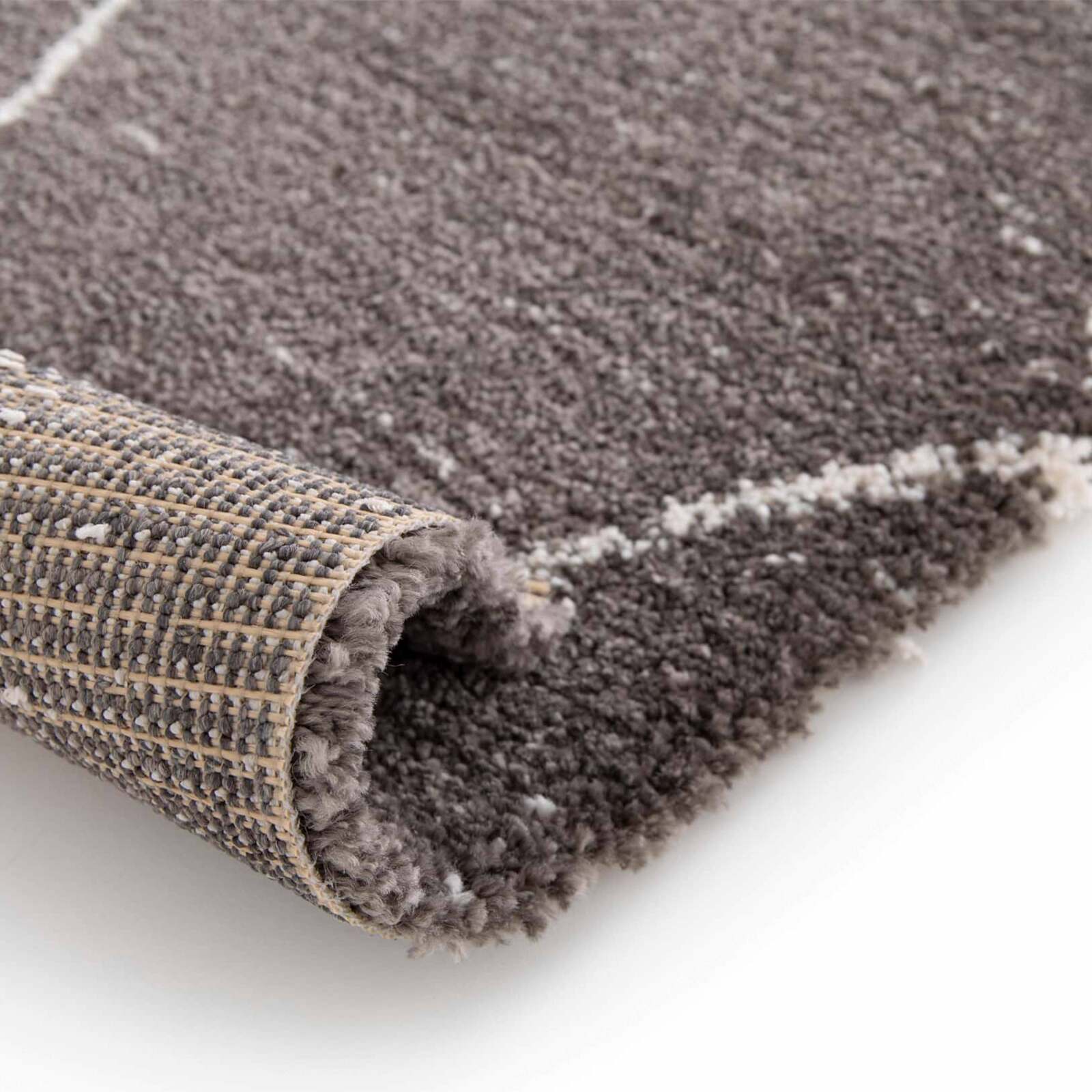 Tappeto a pelo corto con motivo berbero