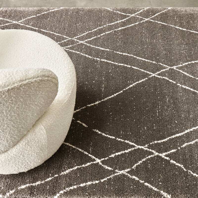 Tappeto a pelo corto con motivo berbero