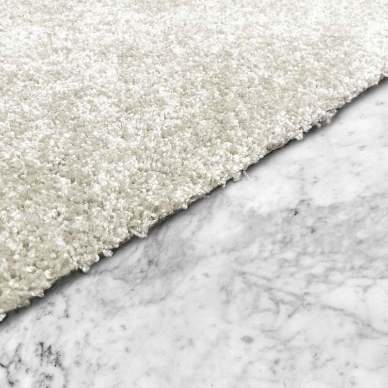 Tappeto rettangolare a pelo lungo in tinta unita in polipropilene