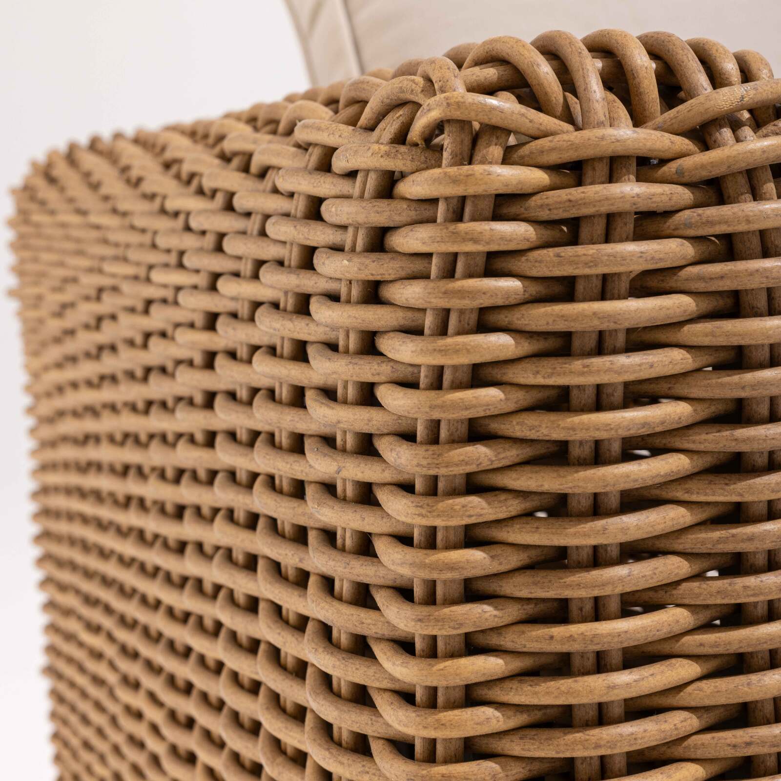 Salotto da giardino angolare basso 5 posti in resina intrecciata