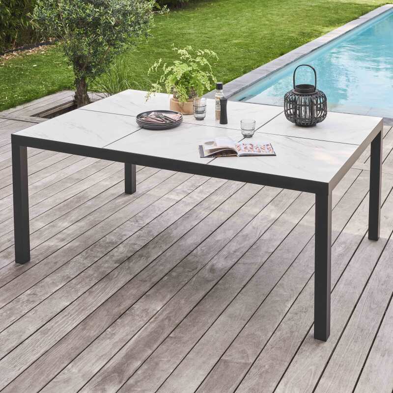 Tavolo da giardino in ceramica effetto marmo 182 x 121 cm con 10 sedie