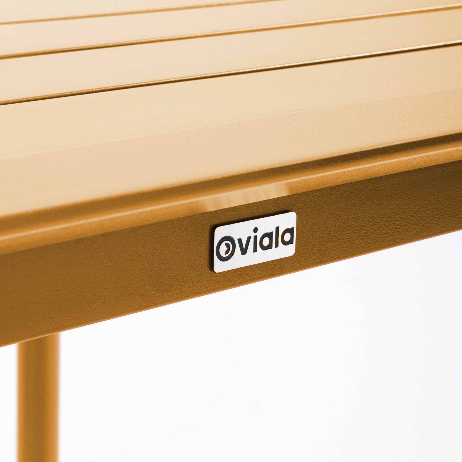 Tavolo da terrazzo quadrato impilabile 70 x 70 cm in alluminio