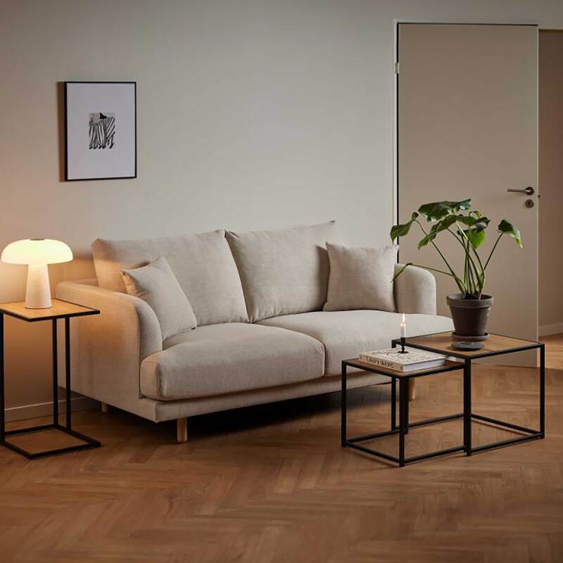 Tavolini impilabili quadrati in acciaio e MDF effetto rovere