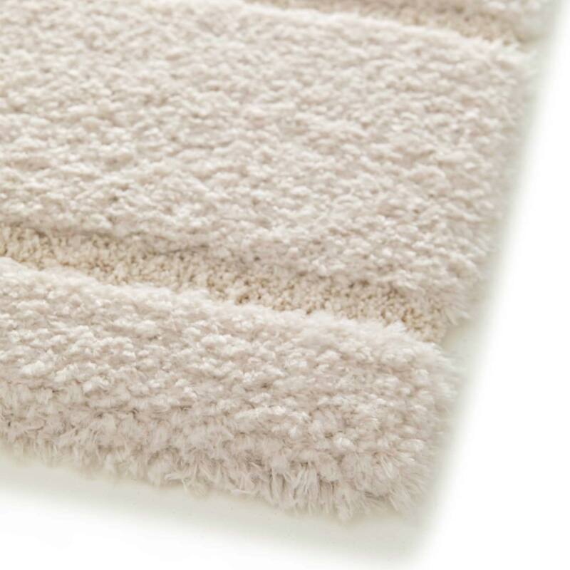 Tappeto shaggy rettangolare in poliestere riciclato con motivo geometrico a pelo lungo