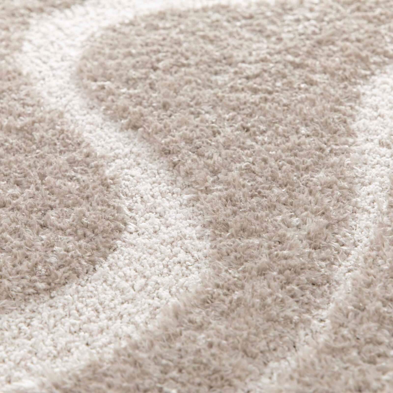 Tappeto shaggy rettangolare in poliestere riciclato con motivo geometrico a pelo lungo