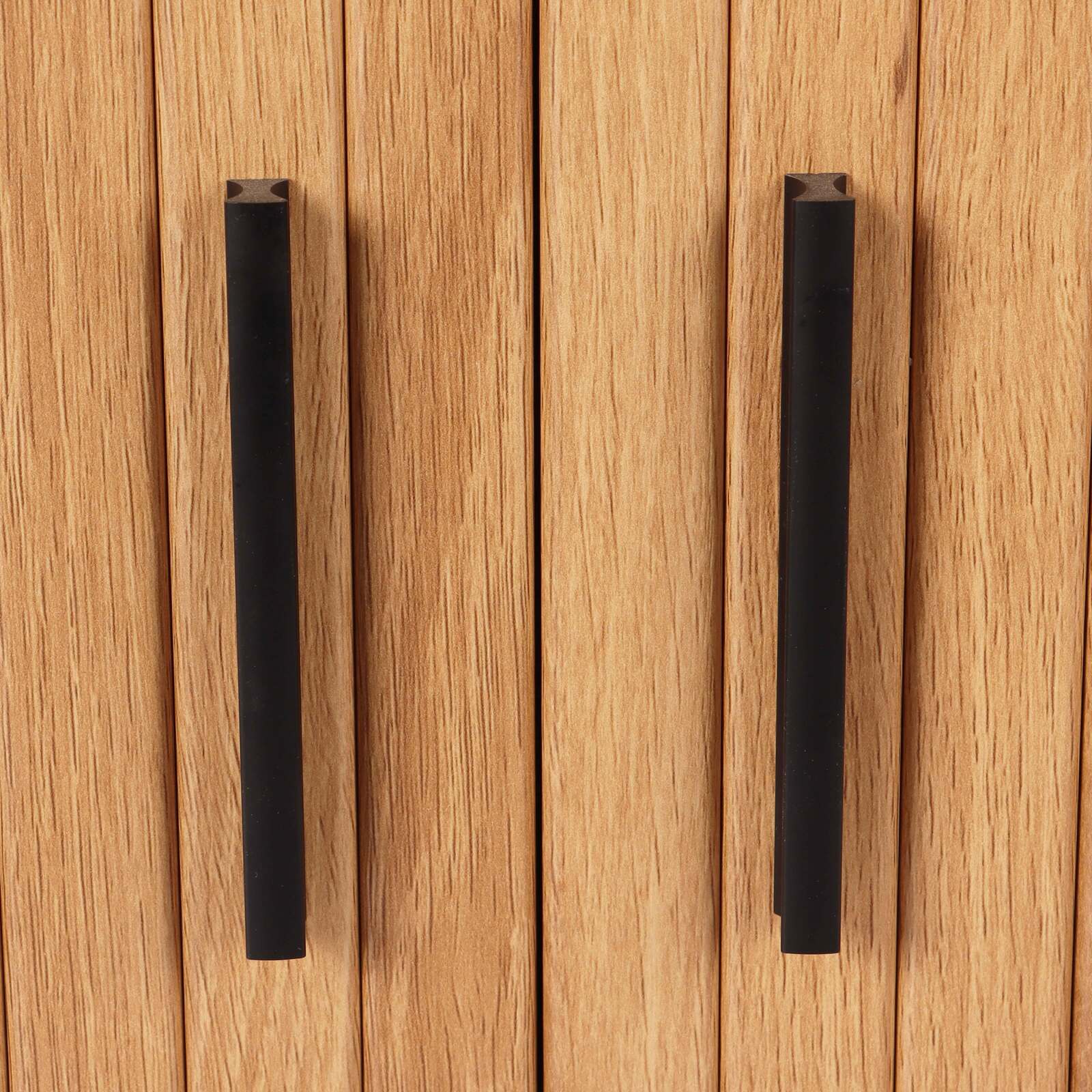 Credenza a 2 ante in nobilitato e acciaio 140 cm