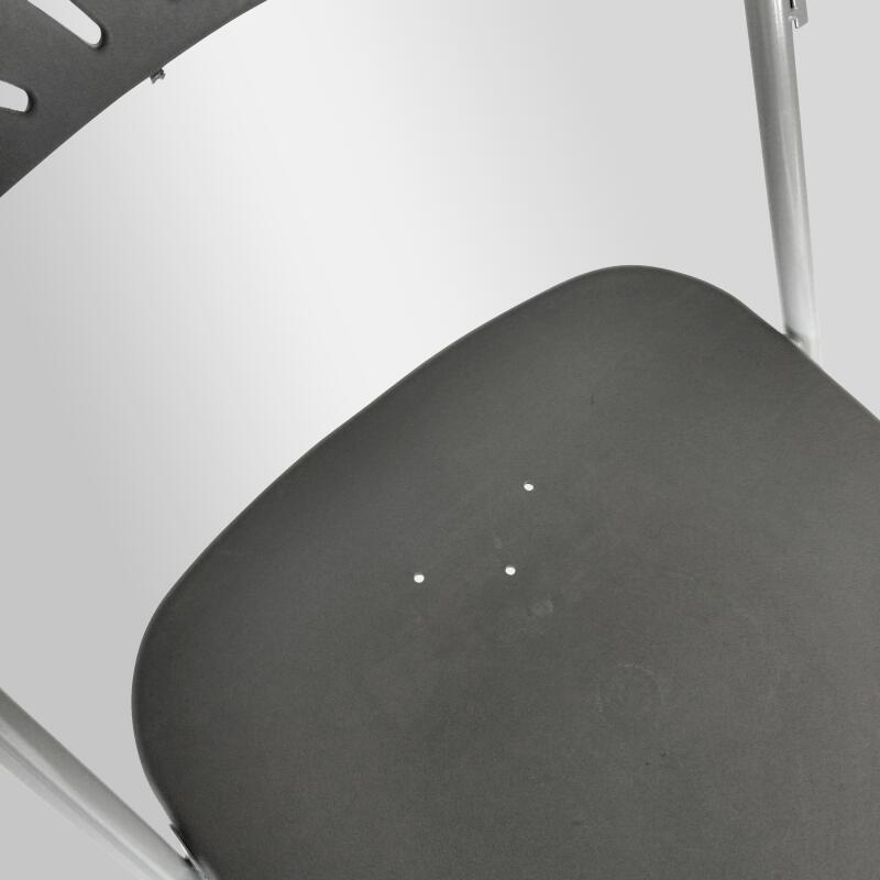 Lotto 10 sedie pieghevoli grigie e ganci di collegamento