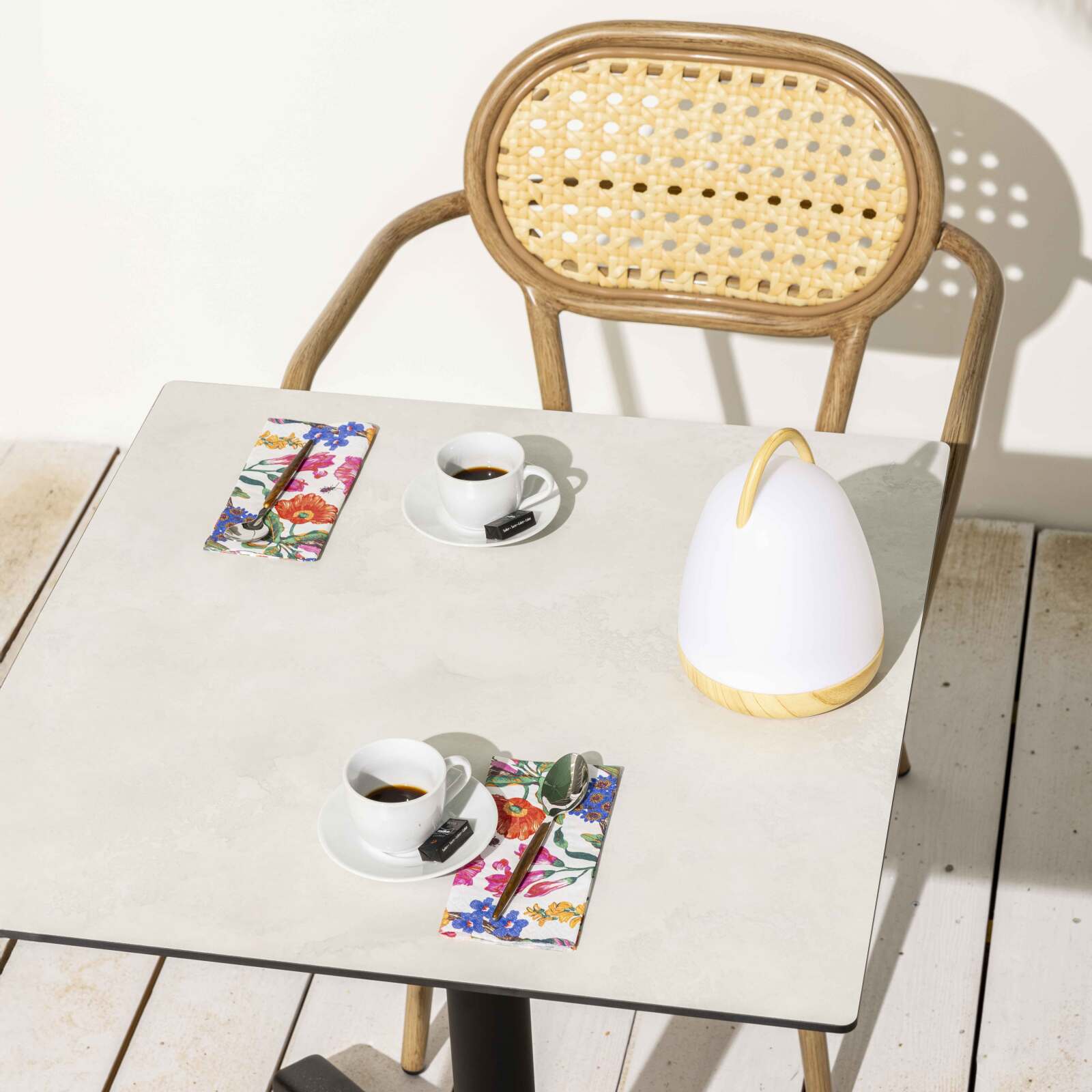 Tavolo da giardino quadrato in HPL 70 x 70 cm, inclinabile