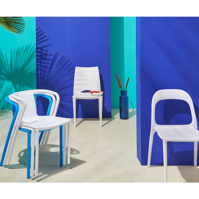 Sedia da ristorante di design in polipropilene