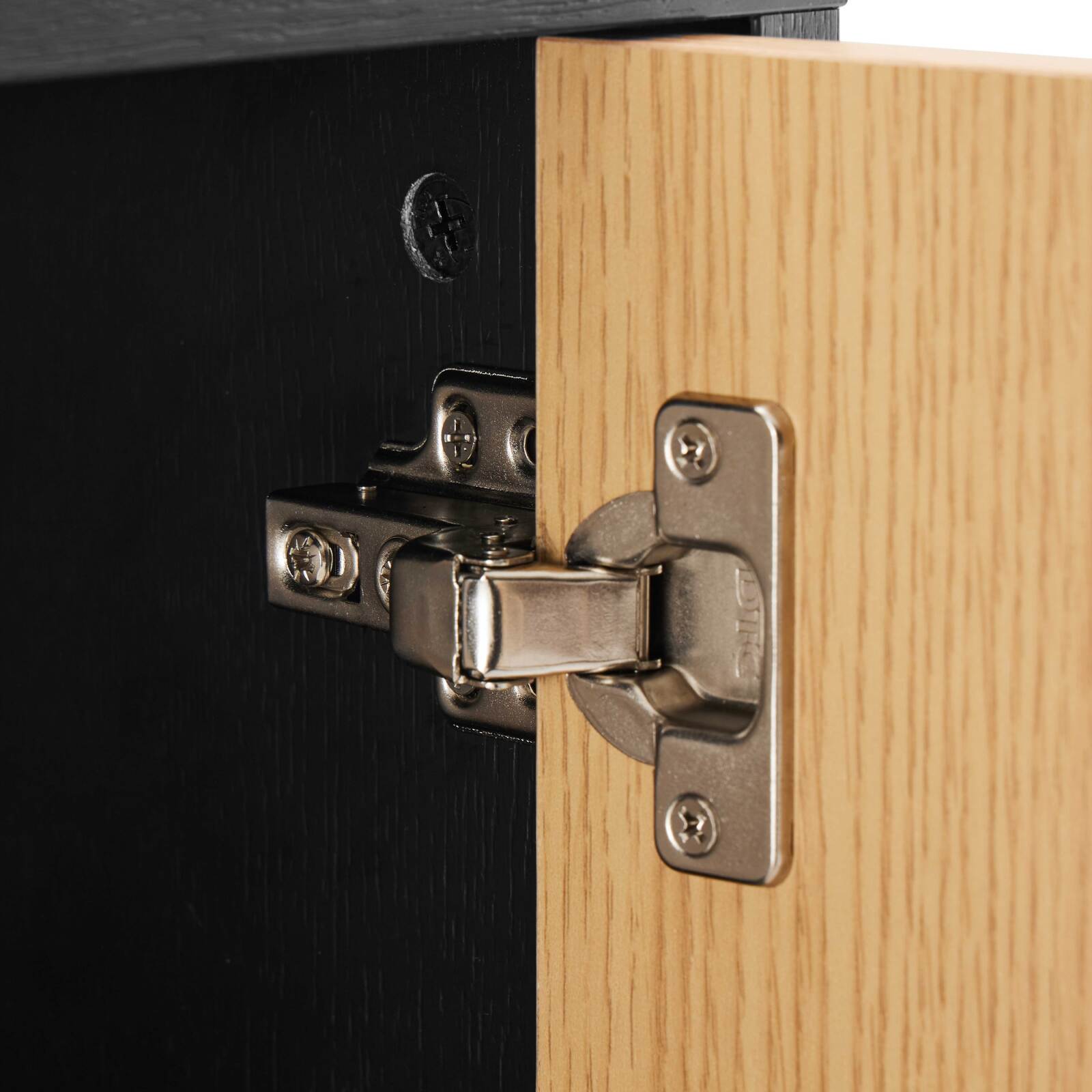 Buffet in truciolare impiallacciato rovere con decoro melaminico FSC® 160 cm