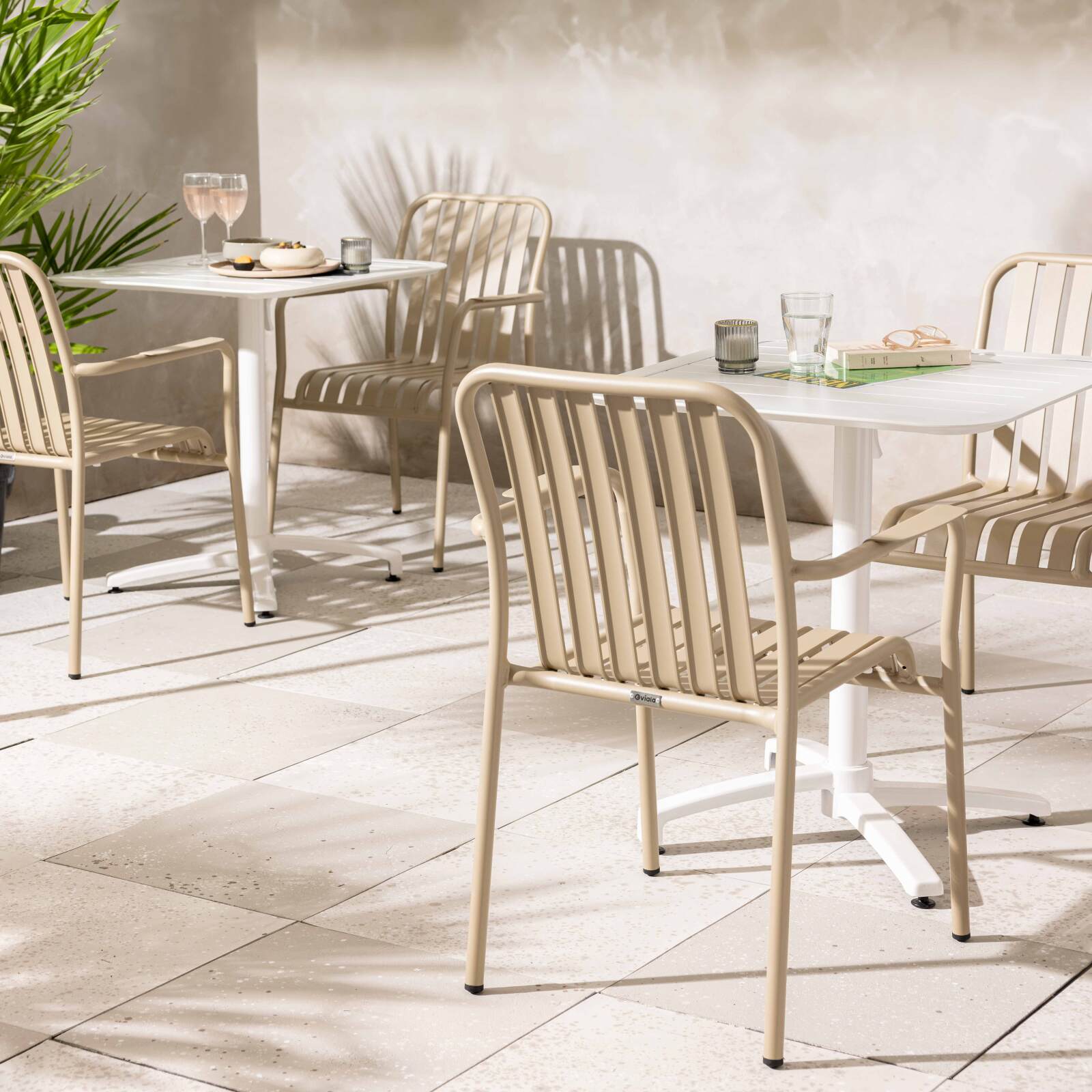 Sedia da giardino in alluminio con braccioli