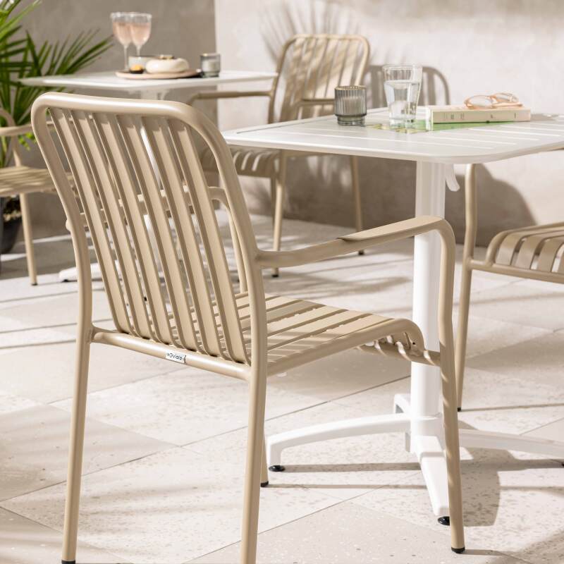 Sedia da giardino in alluminio con braccioli (2/7)