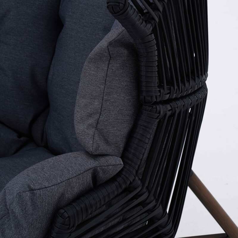 Poltrona da giardino Egg su base in acciaio e rattan 142 cm