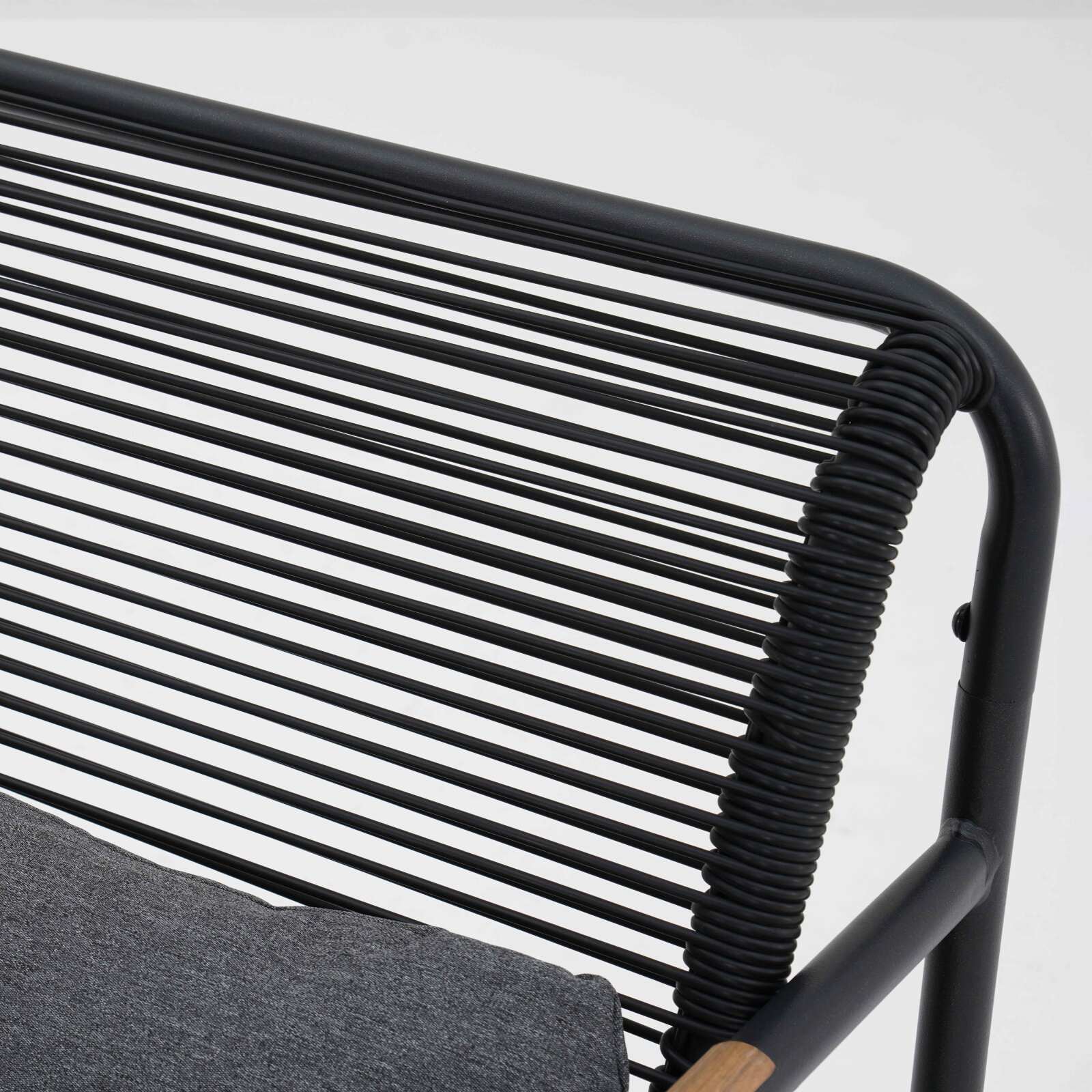 Mobile da giardino in metallo a 4 posti con 1 divano, 2 poltrone e tavolino