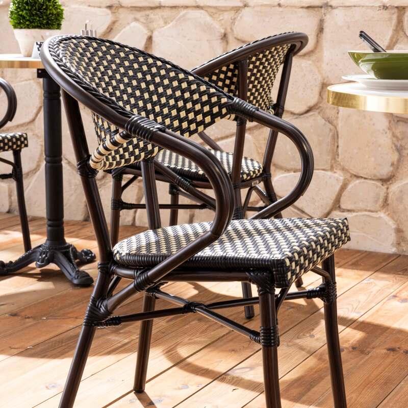 Tavolo da terrazza ⌀60 cm reclinabile in laminato e 2 sedie bistrot in alluminio e rattan sintetico
