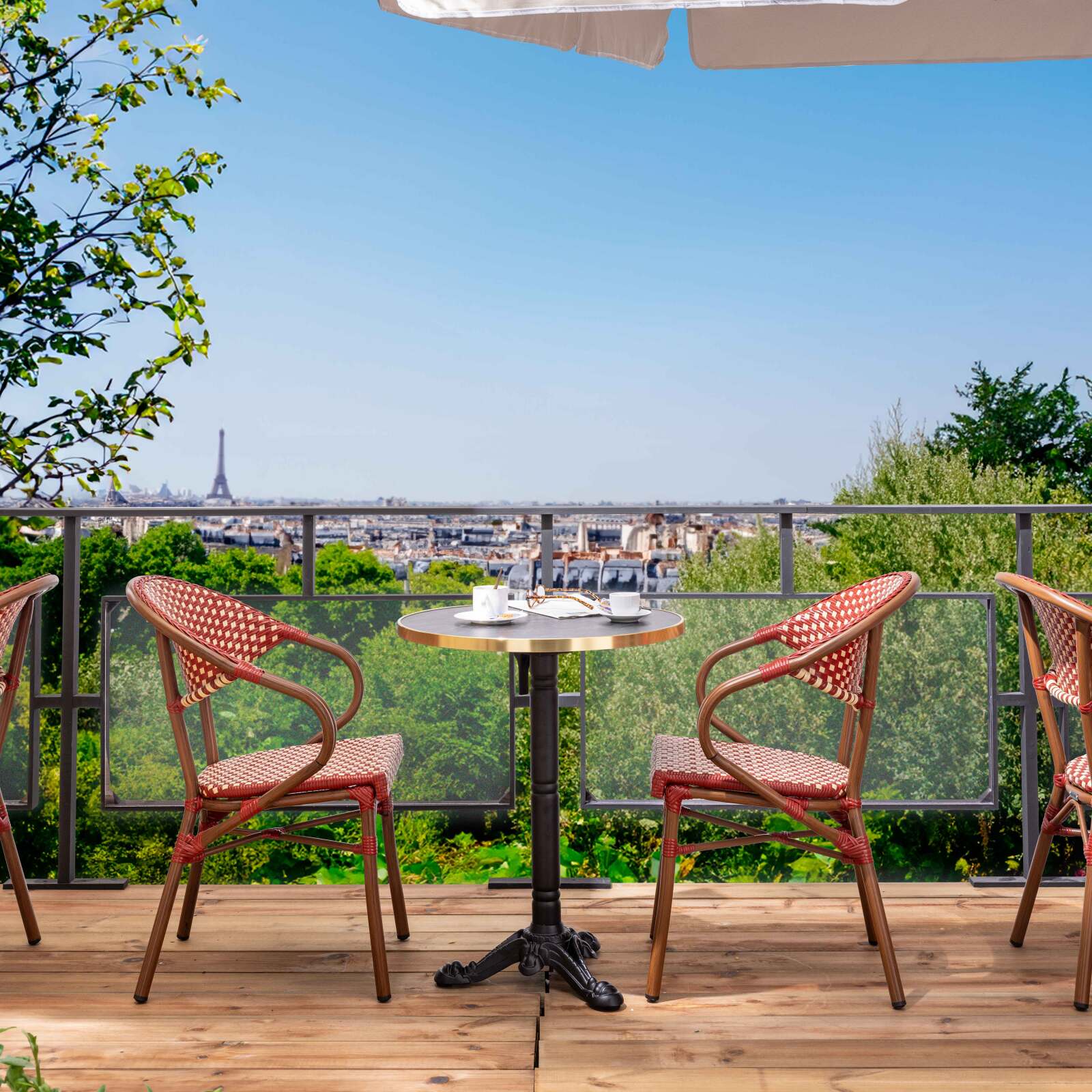 Tavolo da terrazza ⌀60 cm reclinabile in laminato e 2 sedie bistrot in alluminio e rattan sintetico