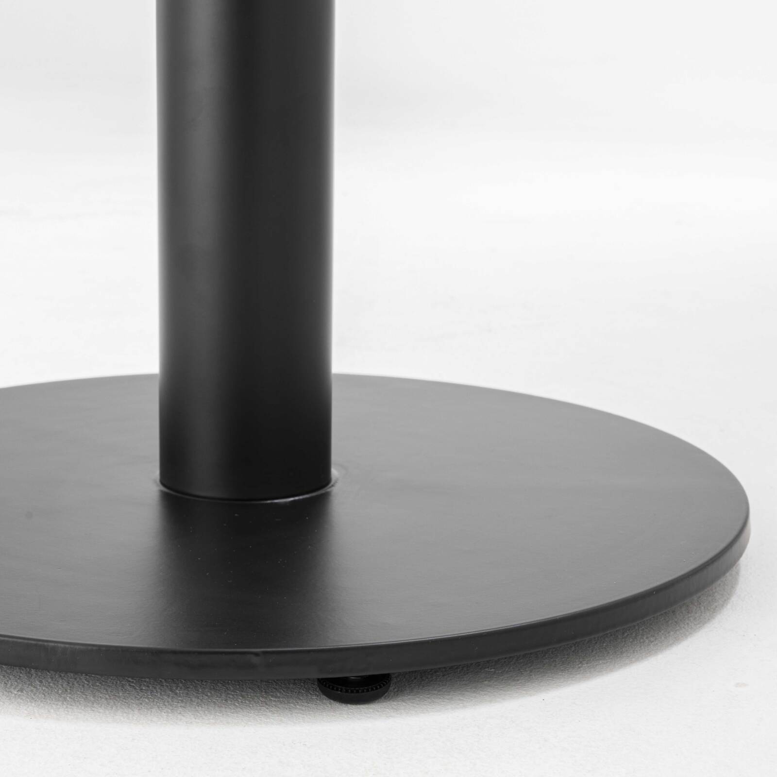 Tavolo da pranzo 60 x 60 cm in truciolare con rivestimento melaminico Tavolo da pranzo 60 x 60 cm in truciolare con rivestimento melaminico