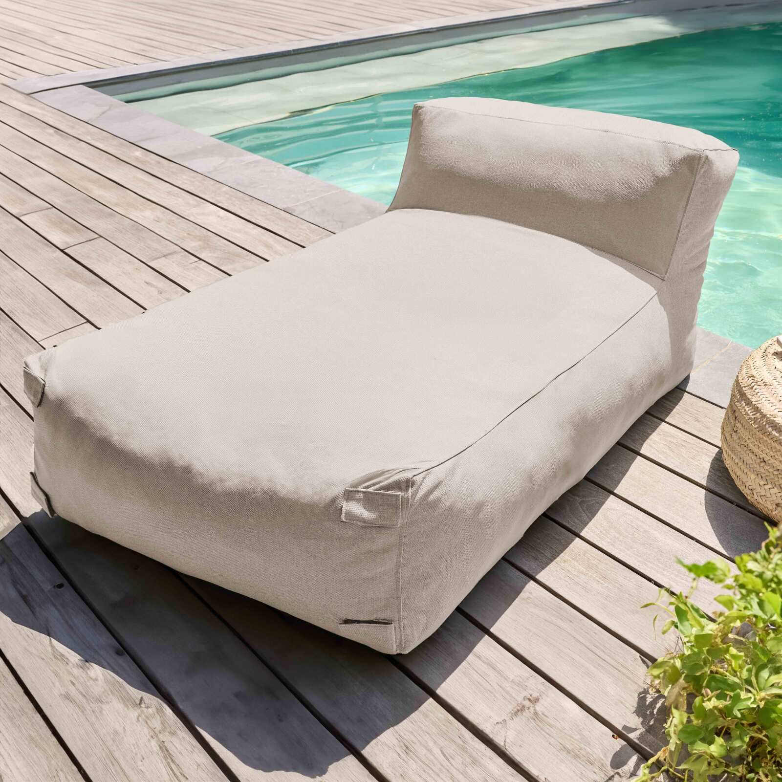 Divano modulare da esterno con 5 poltrone e 2 chaise longue
