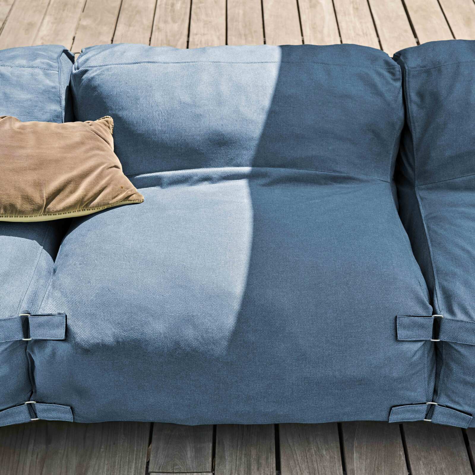 Divano modulare da esterno con 2 poltrone e 2 poltrone angolari
