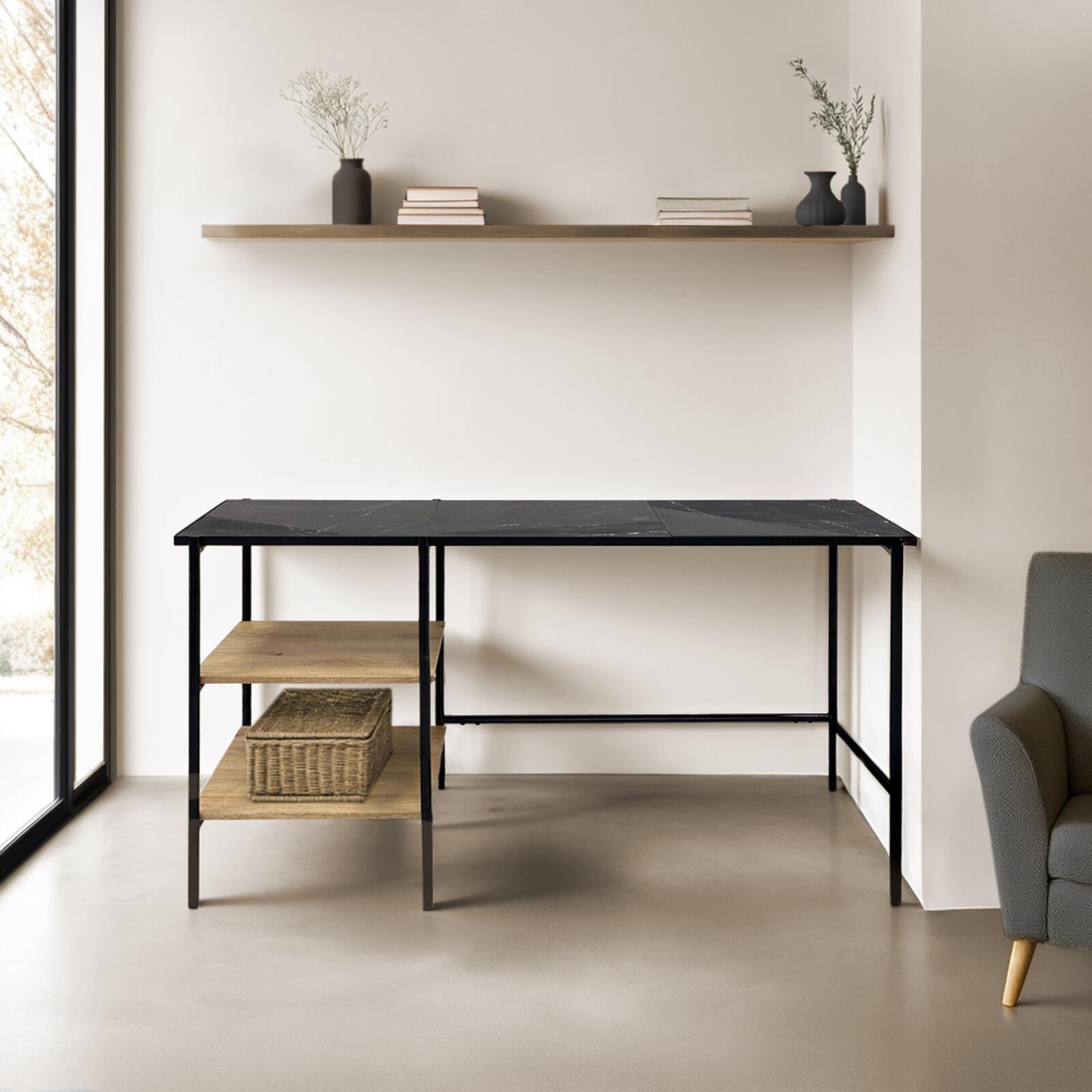 Ufficio con ripiani in marmo e legno di mango