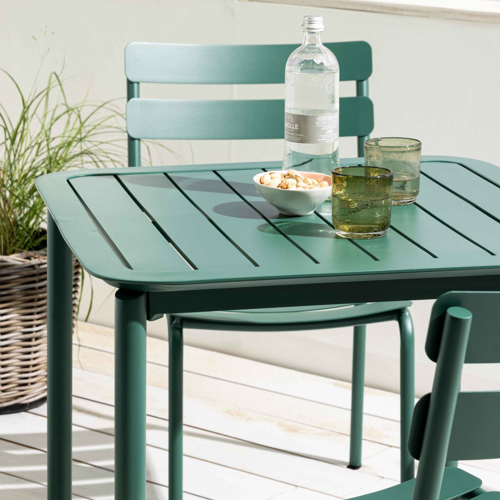 Tavolo da terrazza quadrato 70 x 70 cm e 2 sedie in alluminio