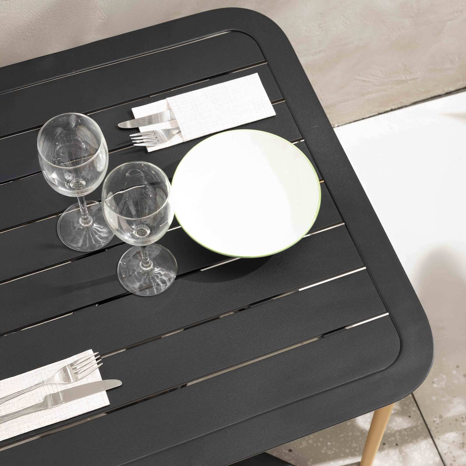 Piano tavolo da terrazza quadrato 60 x 60 cm in alluminio Piano tavolo da terrazza quadrato 60 x 60 cm in alluminio