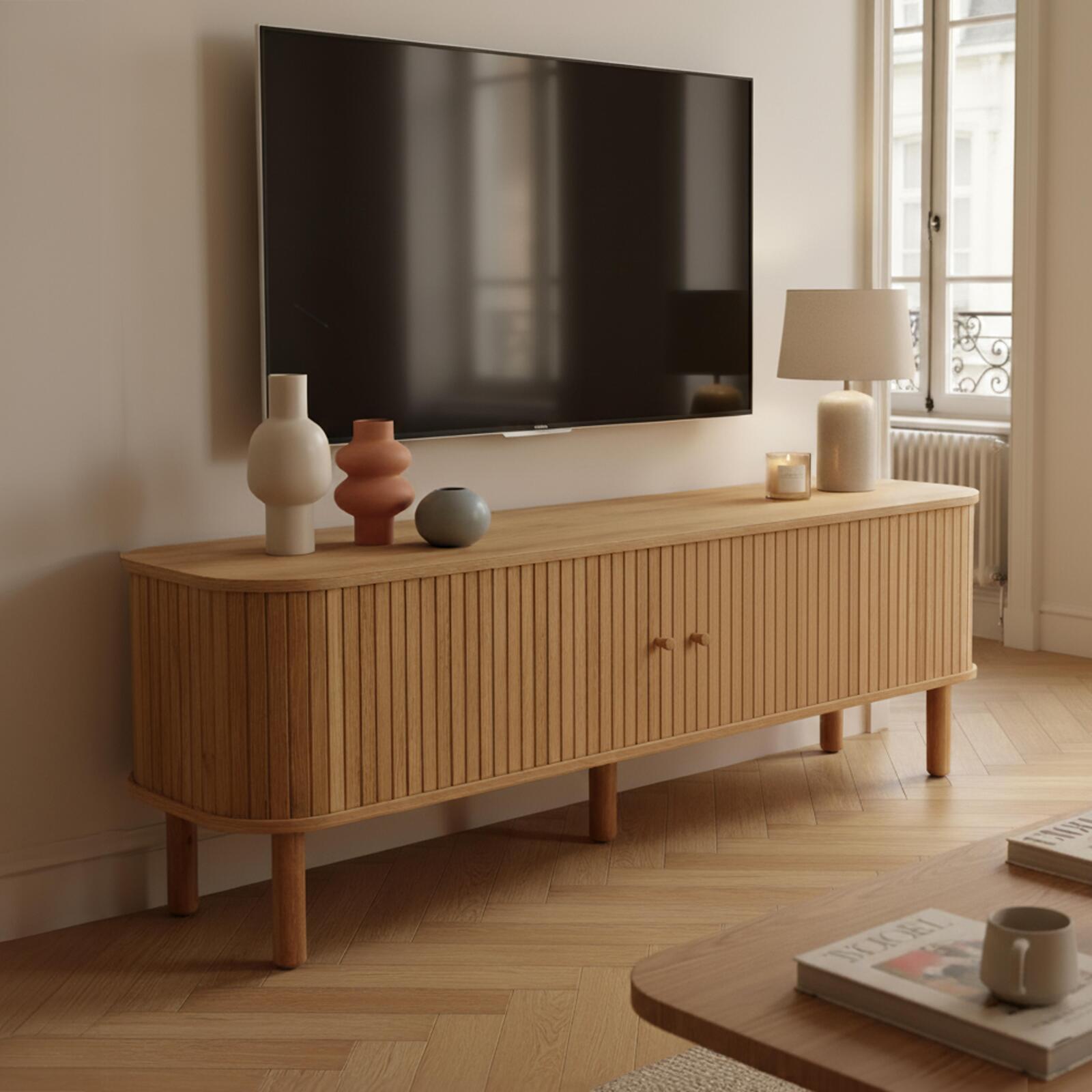 Mobile TV in effetto legno 150 cm stile scandinavo