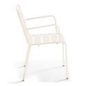 Tavolo da giardino bistrot rotonda inclinabile in metallo con piede incassato 70x70 cm e 2 sedie con braccioli